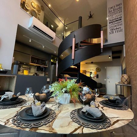 Apartamento Duplex Manhattan Com 2 Suites Casal E Solteiro E Reversivel กัวยาเนีย ภายนอก รูปภาพ